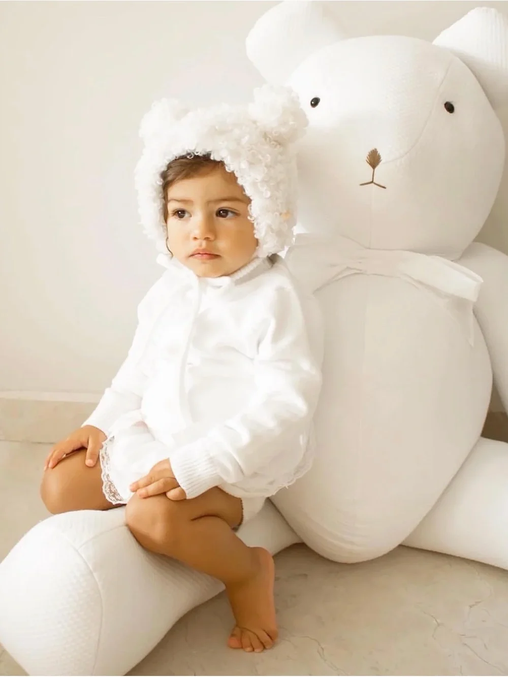 MI LOVES SIGNATURE Faux fur shearling Bear hat